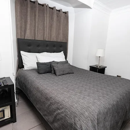 De Blasis Budget Rooms-2